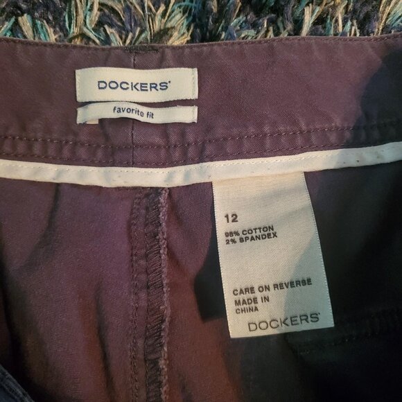 Vintage Dockers Grey Cropped Pants Grunge Punk Goth Grandpacore - Picture 5 of 6